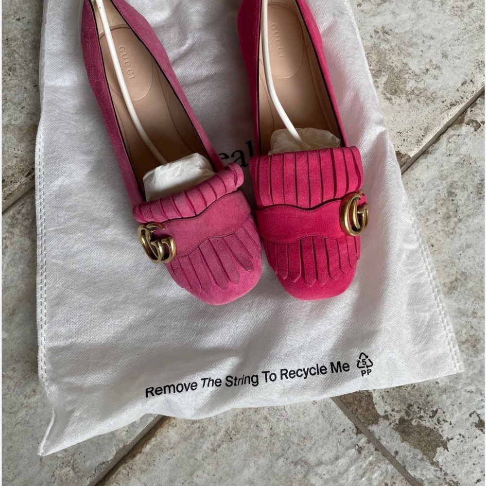 Gucci Fuchsia Loafers with Gold Detail